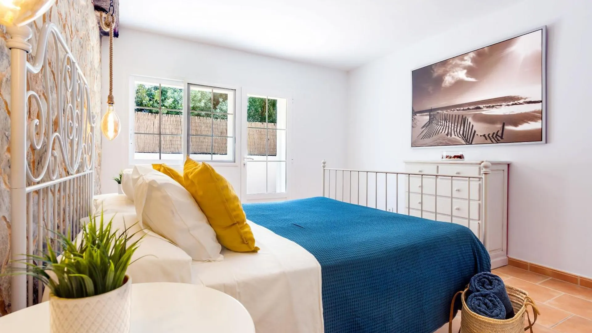 Casa Abril Villa Santanyi Tatil Evi